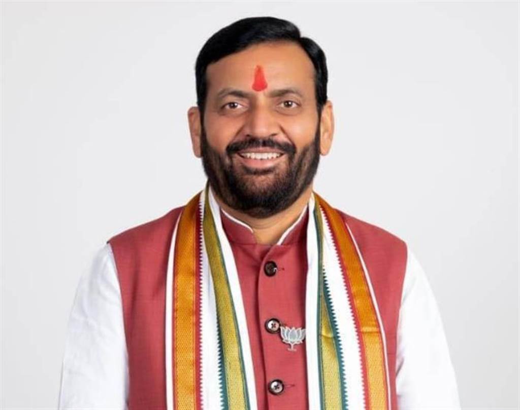 Chief Minister Naib Singh Saini announced to give Rs 51 lakh to Narnaul Saini Sabha